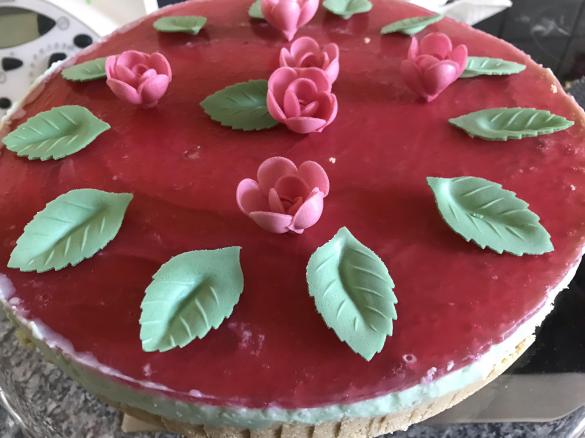 Waldmeistertorte, Variation Philadelphiatorte