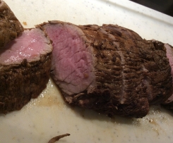 Schweinefilet in Balsamico-Honig-Knoblauch-Kruste