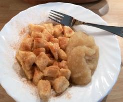 Süße Gnocchi (Kartoffelklößchen) mit Zimt und Zucker