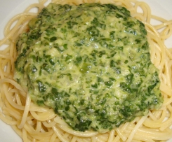 Spaghetti mit Rahmspinat