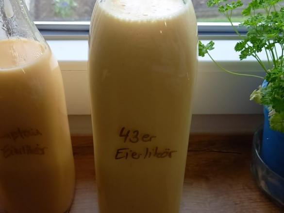 Eierlikör mit ganzen Eiern