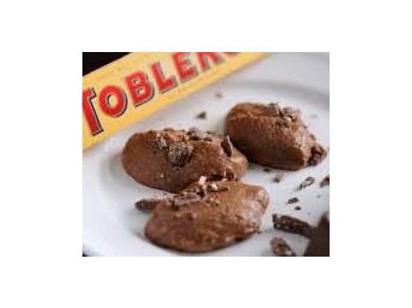 Super feines Tobleronemousse