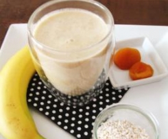 Nuss-Milch mit Banane, vegan