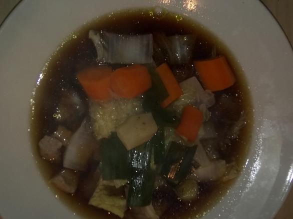 Chinakohlsuppe mit Schwein