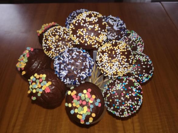 Bunte Cakepops