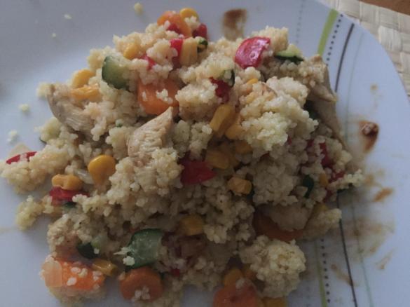 Gemüsecouscous mit Hähnchen