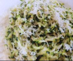 Zoodles mit Pesto