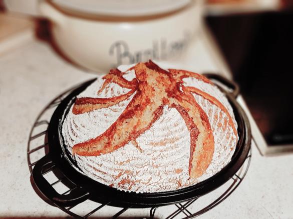 Sauerteig Brot mit Dinkel & Roggen