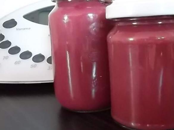 Bananen/Birnen/Brombeer-Brei mit Zimt