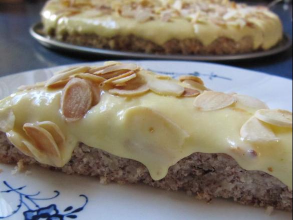 Schwedische Mandeltarta
