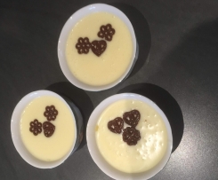 Pfirsich-Weisswein-Creme mit Schmand