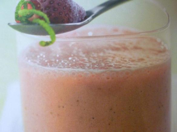 Eisgekühlter Erdbeer - Smoothie