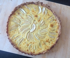 Variation von Apfeltarte mit Amarettoguss