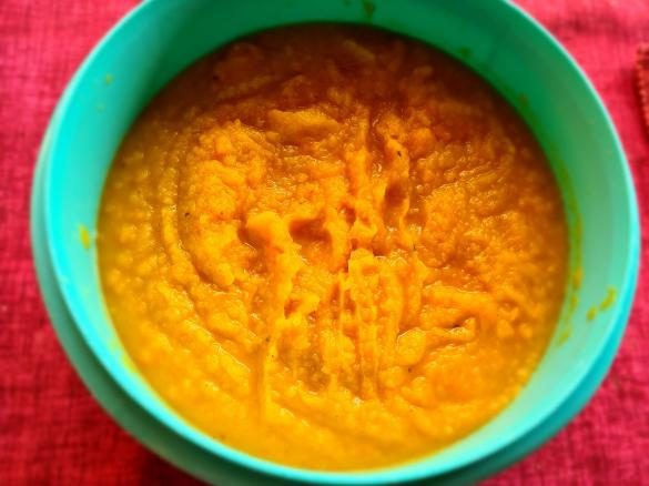 Möhren untereinander / Möhreneintopf a la Oma Molli