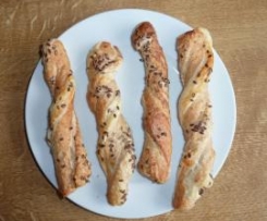 Knusprige Pizzastangen