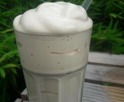 Frozen Cappuccino oder Iced Coffee / Frappé