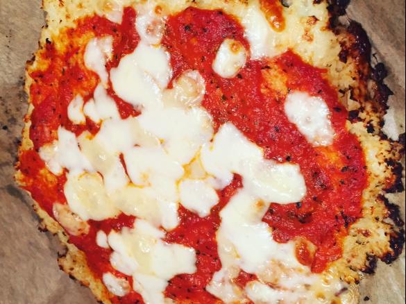 Blumenkohlpizza - Low Carb