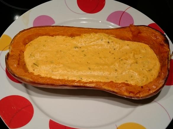 Gefüllter Kürbis lecker und low carb