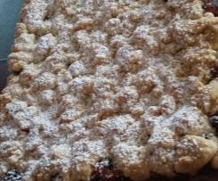 Kirsch - Blechkuchen mit Quark-Öl-Teig, Vanillecreme und Streusel