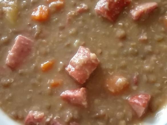 Linseneintopf mit Kabanossi