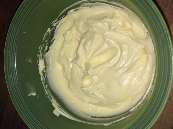 Bibis Französische Buttercreme (ohne Pudding)