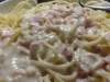 Spaghetti mit Käsesoße 