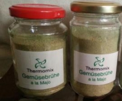 Variation von Gemüsebrühpulver a la Majo