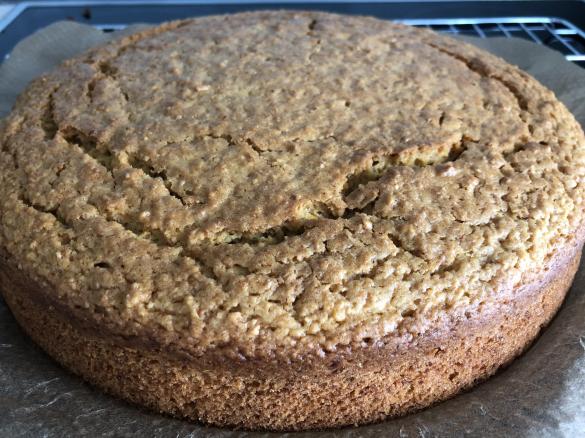 Karotten-Zitronen-Kuchen (ohne Nüsse/Mandeln)