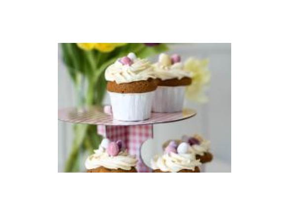 Eierlikör - Cupcakes mit Osternest