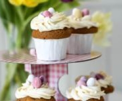 Eierlikör - Cupcakes mit Osternest