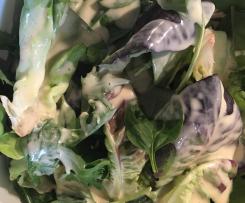 Honig-Senf-Dressing auf fruchtige Art