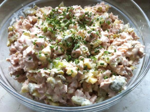 Bester Fleischsalat mit Bergkäse