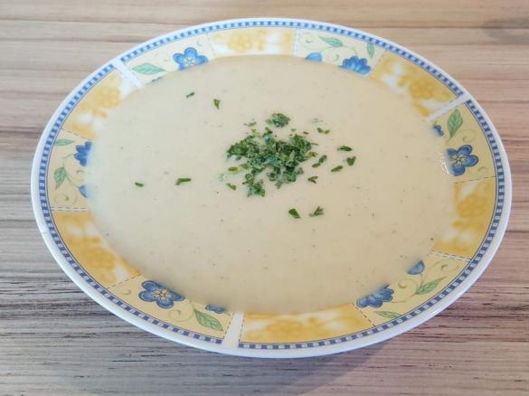 Apfel-Sellerie-Suppe