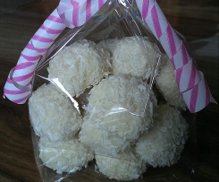 Pralinen mit weißer Schokolade und Kokos