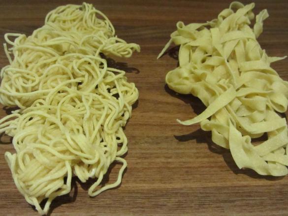 PASTATEIG/ NUDELTEIG FÜR NUDELMASCHINE NR.2