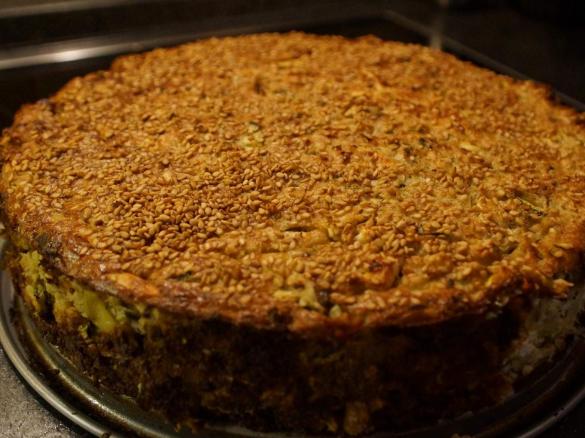 Zuccinitorte mit Schafskäse