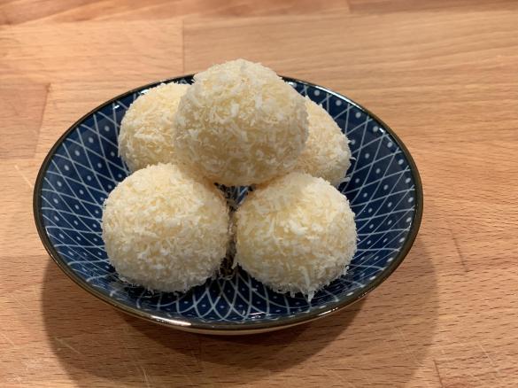 Kokos-Eierlikör Pralinen