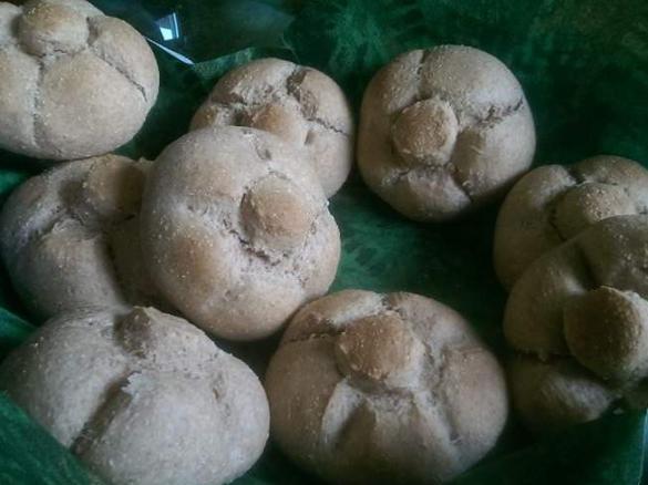 Lieblings-Semmeln mit Dinkelkörnern