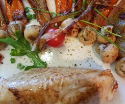 Gerrys besonders zarte Hähnchenbrust  -  Sous vide - mit feinem Pfannengemüse und kleiner Pastabeilage