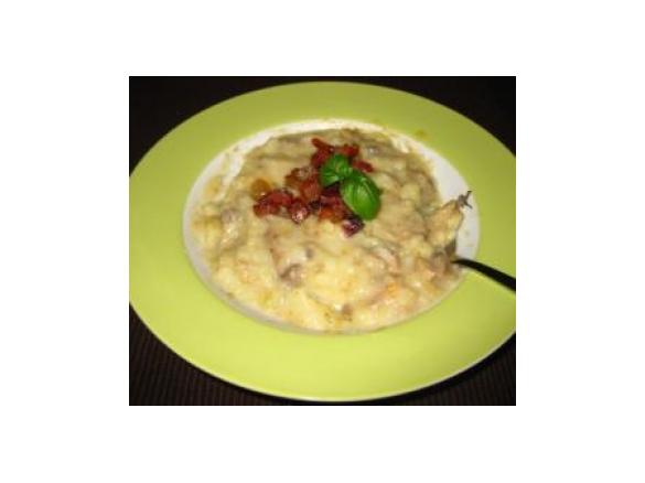 Kartoffel-Pilz-Suppe mit Speckwürfel