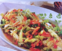 Asiatischer Möhrensalat