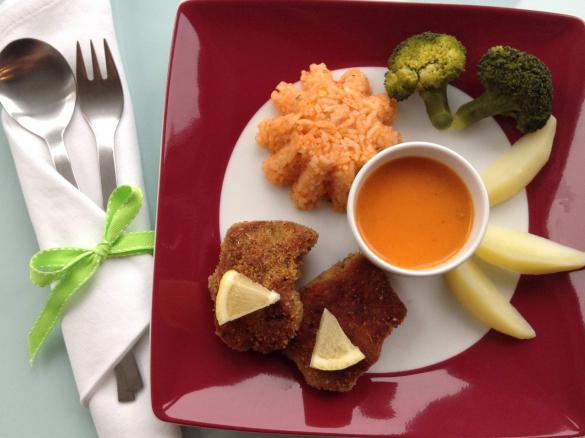 Variation von Gemüseplatte - mit Tomatenreis & Hähnchenbrust- oder Fischfilet