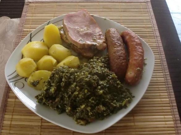 Grünkohl mit Kassler und Pinkel
