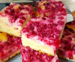 Johannisbeer-Schmand-Blechkuchen