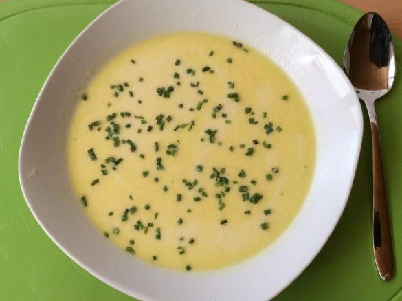 Zwiebelrahmsuppe