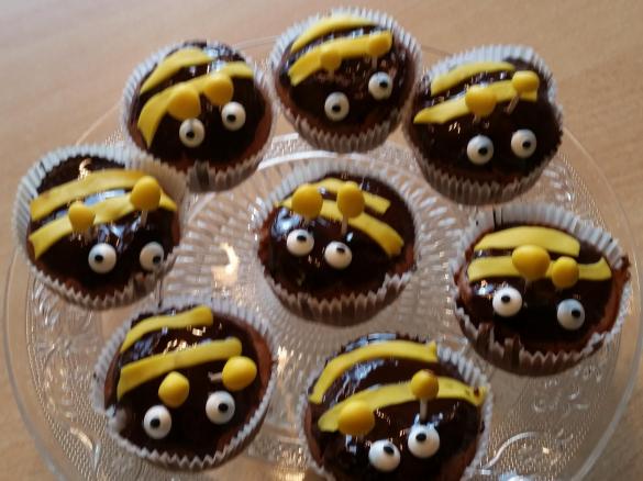 Schoko-Muffins / Biene Maja Muffins