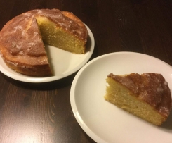 Kleiner saftiger Mango-Limetten Kuchen 