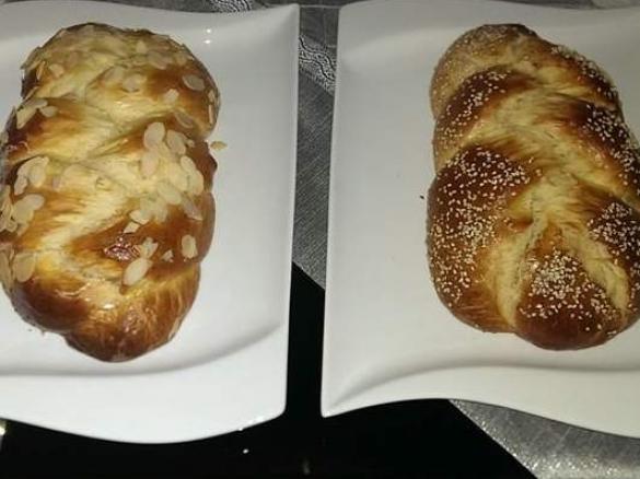 Tsoureki griechischer Osterzopf