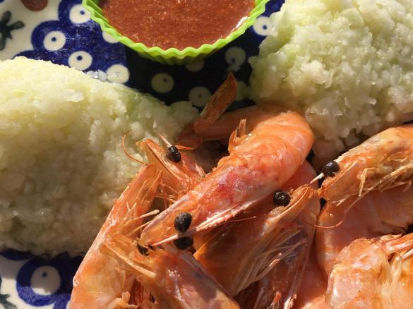 Apfel-Kohlrabi Salat mit Crevetten an Orangenknoblauch Salsa / HCG Diätphase / Low Carb