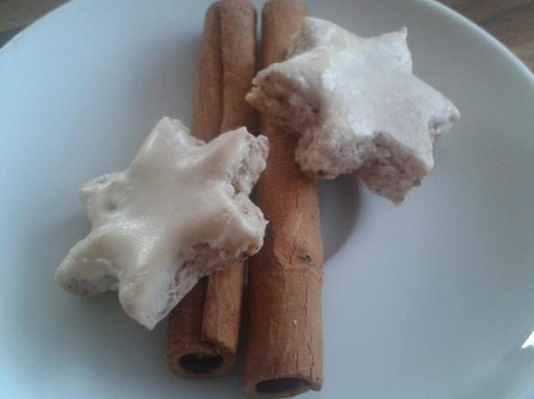 Zimtsterne à la Queen